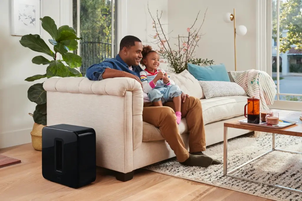 Groß (Sub_AW-SONOS-02-Family_Time-Sub-Lifestyle).webp